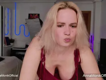 Bongacams Free Live Porn of MonikAnna