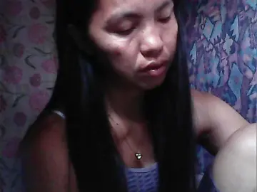 Bongacams Adult Webcams of sweetiebabe23