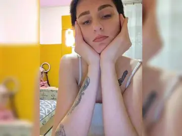 Bongacams Watch Live Sex Cams of SadieMabelle