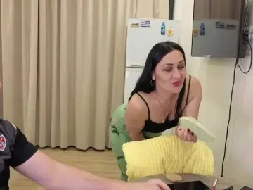 Cum inside milf cams