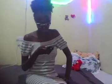 Bongacams Best Webcam of LunaAdut