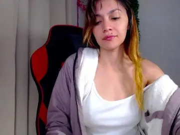 Bongacams Nude Webcam of Rosmar7-