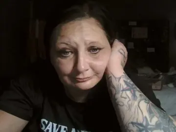 Bongacams Free Live Porn of Adelaideskyy