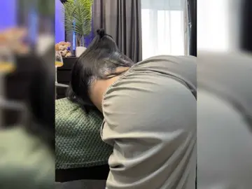 Dicksucking milf cams
