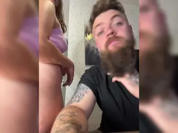 Bongacams Free Live Porn of Cherry-viking98