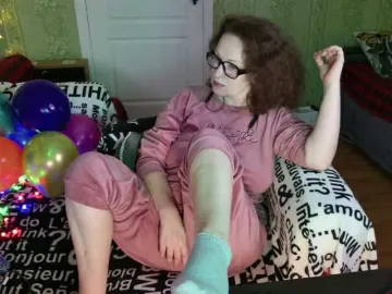 Group chat for 40+ tokens milf cams