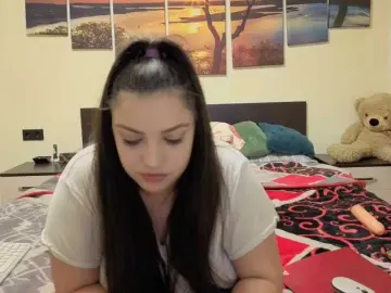 Bongacams Free Live Porn of adellineee