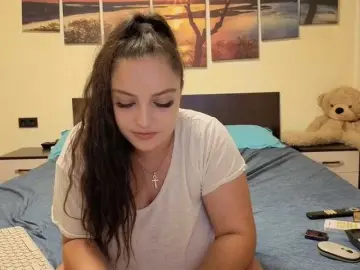 Bongacams Adult Video Chat of adellineee