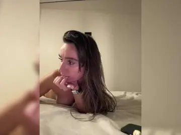 Bongacams Watch Live Sex Cams of ParisSaintGermain