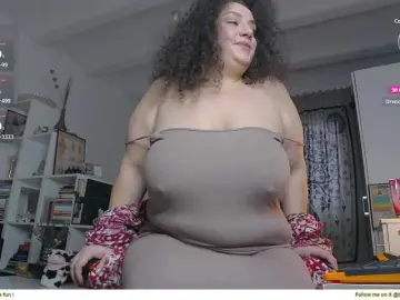 Bongacams Free Porn Cam of BohoBabeLexy