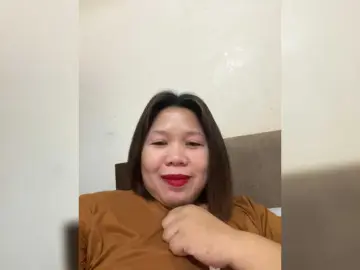 Bongacams Free Live Porn of ChubbyBabe31