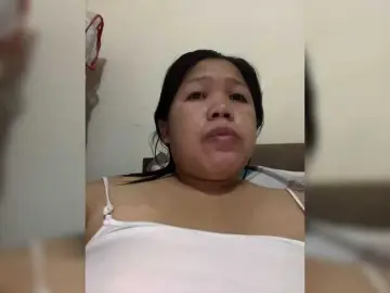 Bongacams Free Porn Cam of ChubbyBabe31