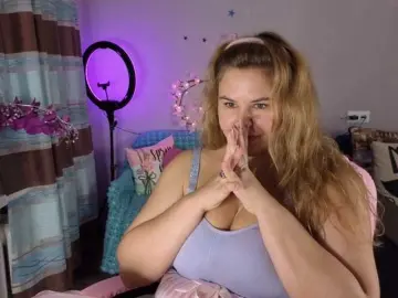 Bongacams Adult Webcam of AvaQueen