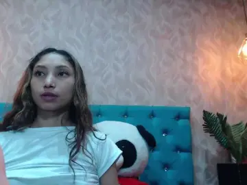 Bongacams Live Sex Cam of MadelineDollx