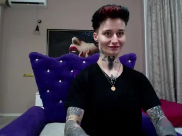 Bongacams Free Live Porn of KennysXX