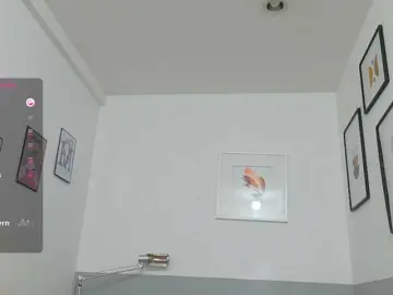 Bongacams Nude Webcam of naturalmoommy