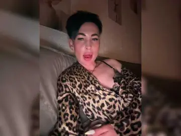 Bongacams Live Porn of KarenCook