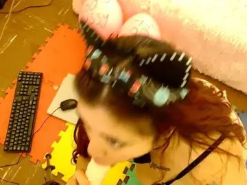 Bongacams Free Porn Cam of queencarlotta82