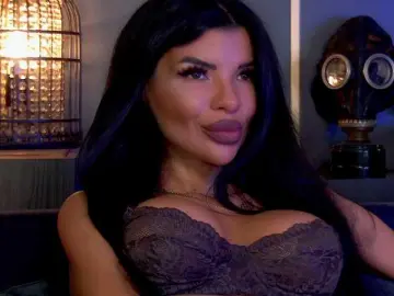 Bongacams Free Live Porn of EleniaDevons