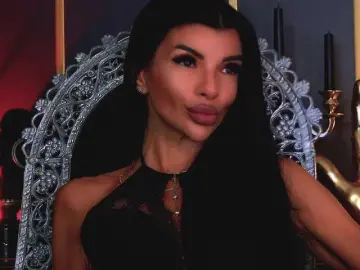 Bongacams Live Sex Cam of EleniaDevons