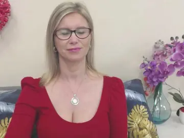 Bongacams Best live sex cam show of DoreenKiss