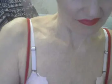 Bongacams Watch Live Sex Cams of Red-Rose-777