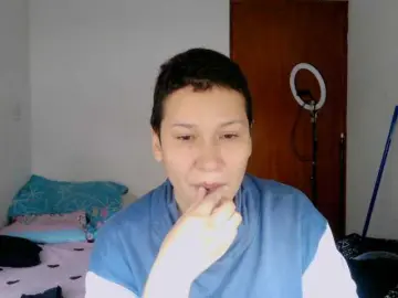 Bongacams Nude Webcam of onlyLuxas23