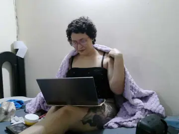 Bongacams Free Live Porn of onlyLuxas23