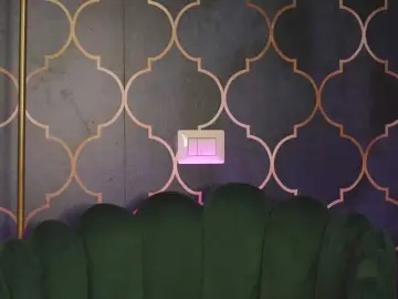 Bongacams Watch Live Sex Cams of NyraWinn