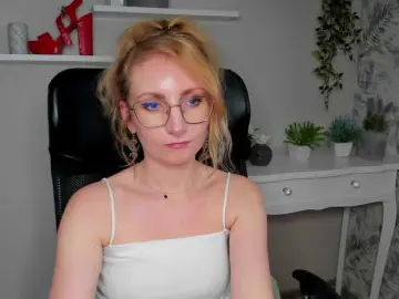 Bongacams Adult Webcam of CinderellaMoon