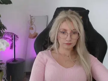 Bongacams Best live sex cam show of CinderellaMoon