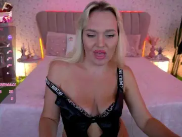 Bongacams Free Porn Cam of AmelyLoveme
