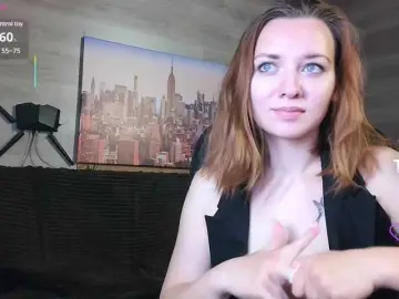 Shaved babes milf cams