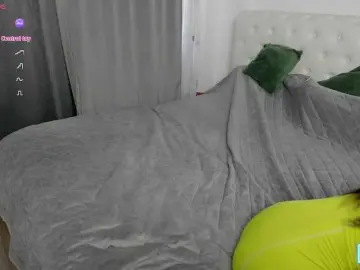 Bongacams Nude Webcam of hotmorenaxxx