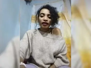 Bongacams Watch Live Sex Cams of Shanya12