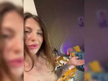 Bongacams Watch Live Sex Cams of MilashaNyasha