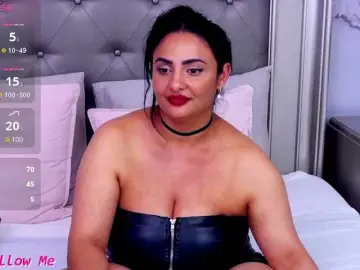Bongacams Free Porn Cam of ScarletBarnes