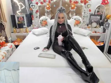 Bongacams Best live sex cam show of hotred69xxx