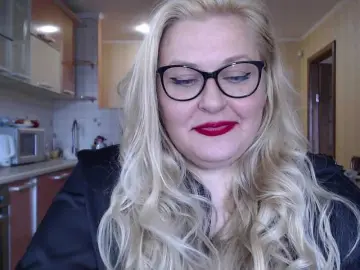 Bongacams Best live sex cam show of WifeyNusha