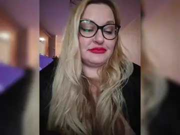 Fucking milf cams