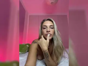 Bongacams Nude Webcam of merrybaby