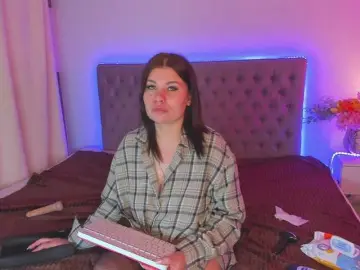 Pussyfucking milf cams