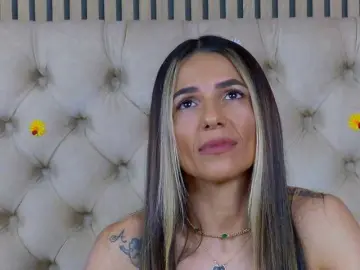 Bongacams Live Sex Cam of TastyShow