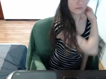 Medium tits white milf cams