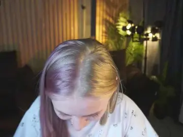 Bongacams Sex Cam of DramaQuenns