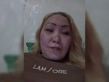 Bongacams Nude Webcam of Qweentis