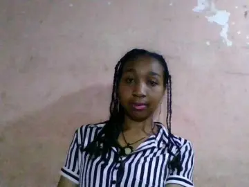 Bongacams Nude Webcam of diniah22