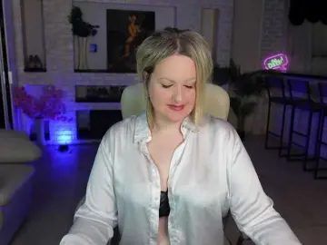 Bongacams Free Porn Cam of MariemLui