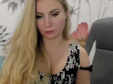 Bongacams Nude Webcam of SweetMirande