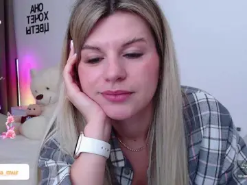 Bongacams Watch Live Sex Cams of AlexaX7